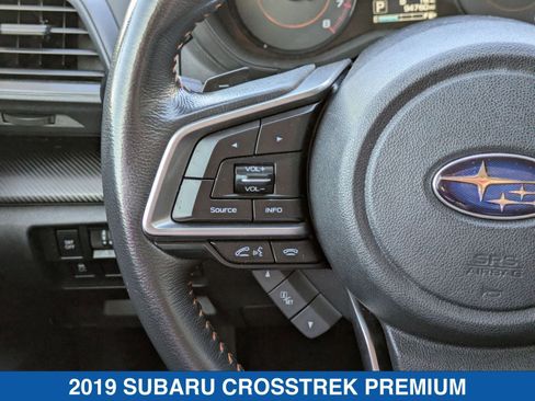 Used 2019 Subaru Crosstrek 2.0i Premium w/ Eyesight System image 17
