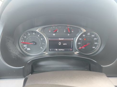 Used 2024 GMC Terrain SLT AWD/4WD image 14