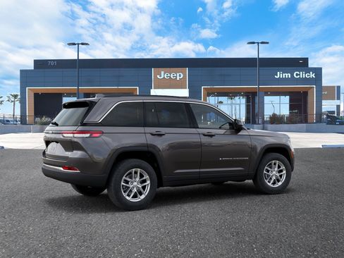 New 2026 Jeep Grand Cherokee Laredo X AWD/4WD image 4