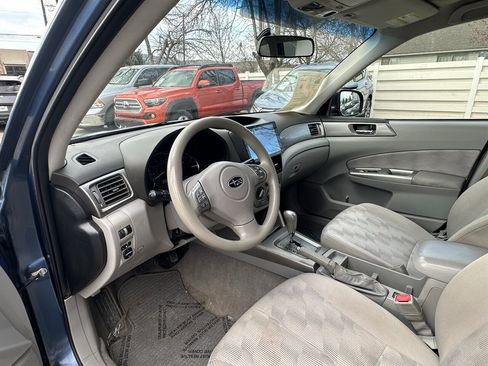 Used 2010 Subaru Forester 2.5X Premium image 17