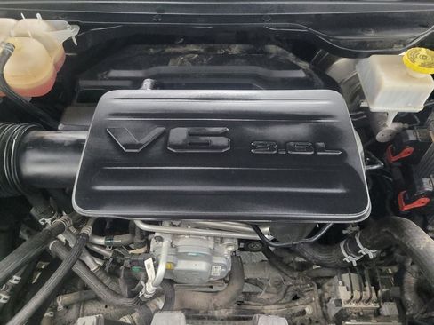 Used 2021 RAM 1500 Big Horn RWD image 30