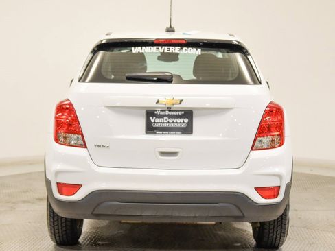 Used 2020 Chevrolet Trax LS image 10
