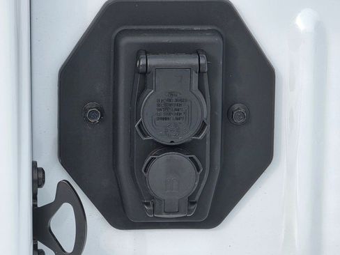 New 2025 Ford F350 Lariat w/ Lariat Ultimate Package image 31