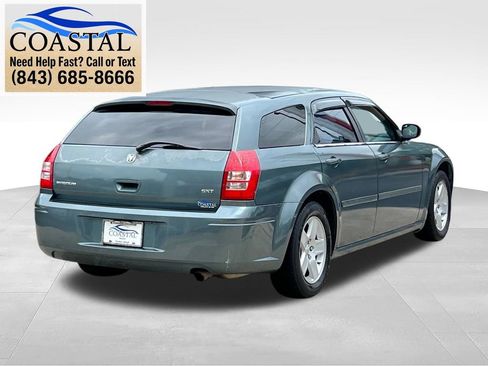Used 2005 Dodge Magnum SE RWD image 12