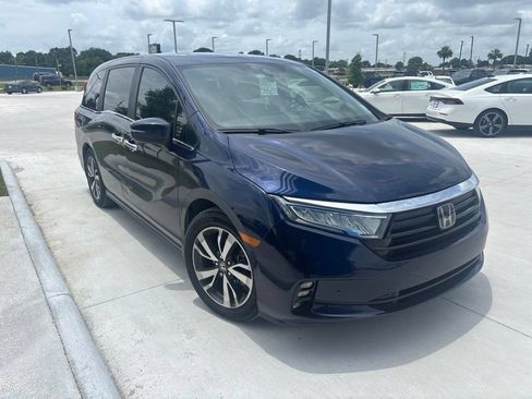 Used 2022 Honda Odyssey Touring image 1