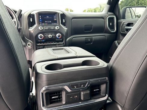 Used 2021 GMC Sierra 1500 AT4 w/ AT4 Premium Package AWD/4WD image 24
