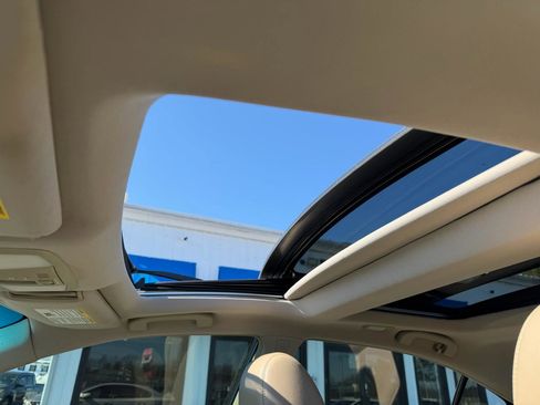 Used 2014 Nissan Maxima 3.5 SV w/ Premium Package image 18