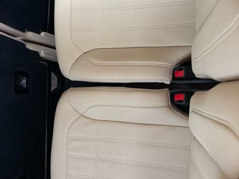 Used 2019 Mercedes-Benz GLS 450 4MATIC image 33