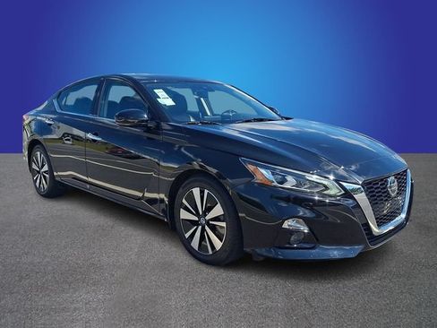 Used 2021 Nissan Altima 2.5 SL FWD image 3