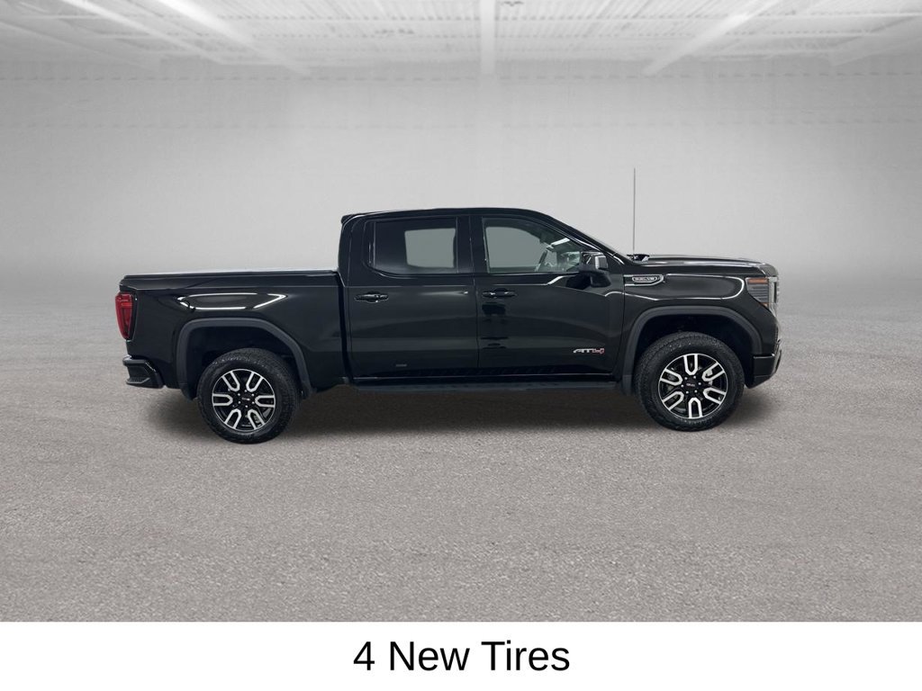 Used 2024 GMC Sierra 1500 AT4 w/ AT4 Premium Package AWD/4WD image 16