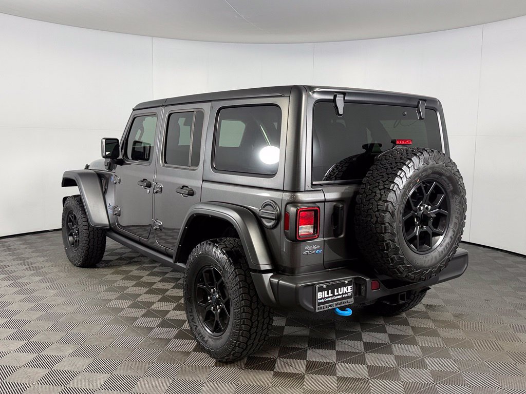 Used 2024 Jeep Wrangler Unlimited AWD/4WD image 9