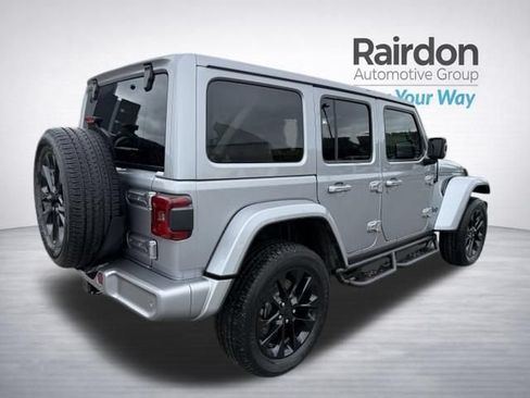 Used 2021 Jeep Wrangler Unlimited Sahara AWD/4WD image 7