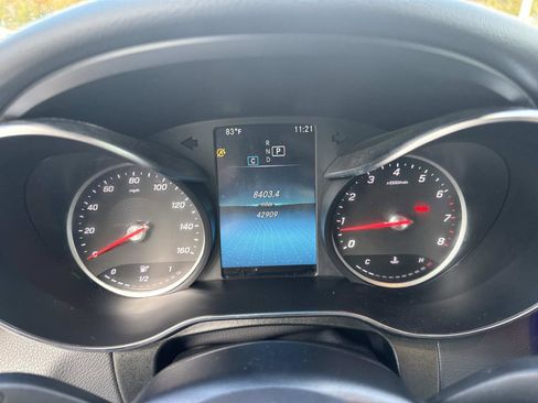 Certified 2022 Mercedes-Benz GLC 300 image 29