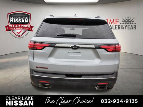 Used 2023 Chevrolet Traverse Premier w/ Redline Edition FWD image 6