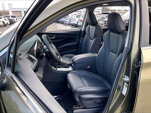 Certified 2025 Subaru Ascent Limited image 8