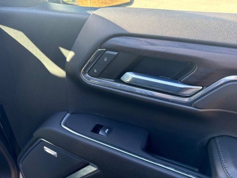 Used 2022 GMC Sierra 1500 SLT w/ SLT Premium Plus Package image 47