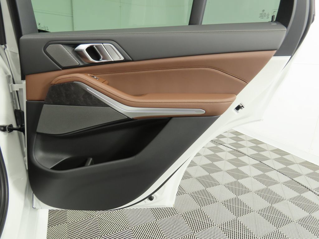 New 2026 BMW 840i Convertible RWD image 26