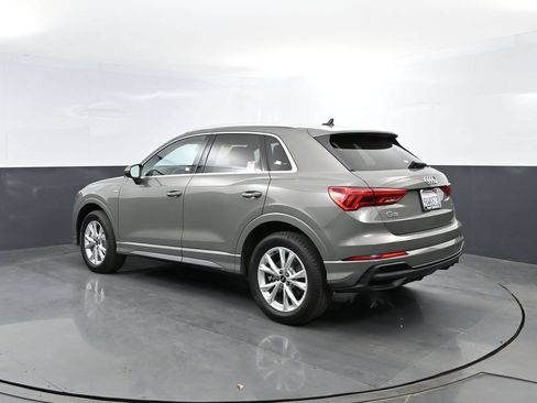 Used 2025 Audi Q3 2.0T Premium w/ Convenience Package AWD/4WD image 24