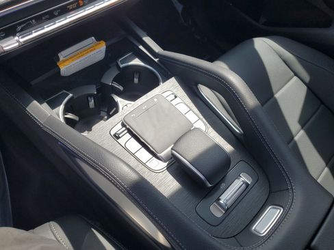 Certified 2026 Mercedes-Benz GLS 450 4MATIC image 40