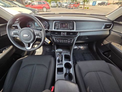 Used 2017 Kia Optima LX FWD image 19