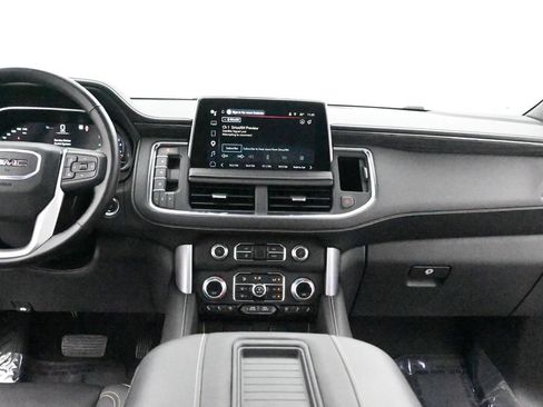 Used 2023 GMC Yukon XL SLT w/ SLT Premium Package AWD/4WD image 22
