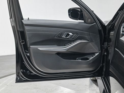 Used 2024 BMW M3 Competition AWD/4WD image 12