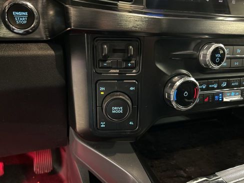 Used 2024 Ford F250 Lariat w/ Lariat Ultimate Package AWD/4WD image 21