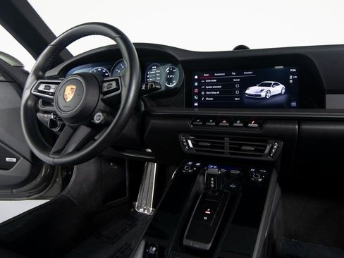 Certified 2022 Porsche 911 Carrera image 31