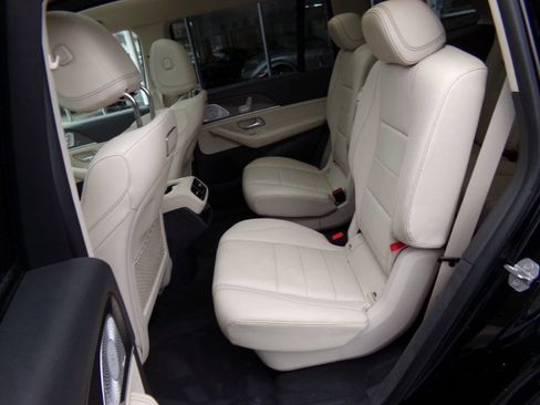 Used 2020 Mercedes-Benz GLS 450 4MATIC image 26