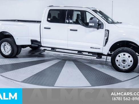 Used 2025 Ford F450 XLT w/ 360-Degree Camera Package image 13