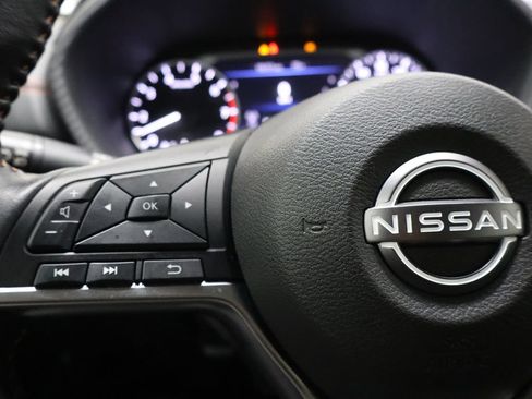 Used 2024 Nissan Sentra SR FWD image 23