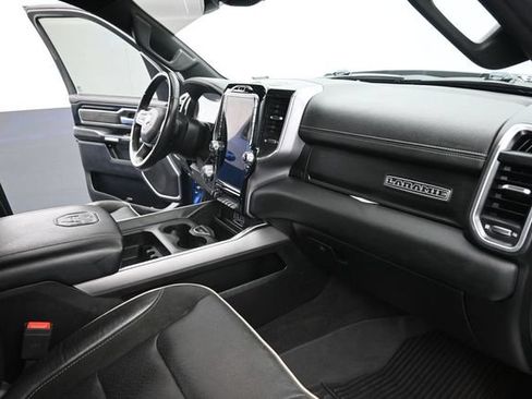 Used 2021 RAM 1500 Laramie w/ Sport Appearance Package AWD/4WD image 23