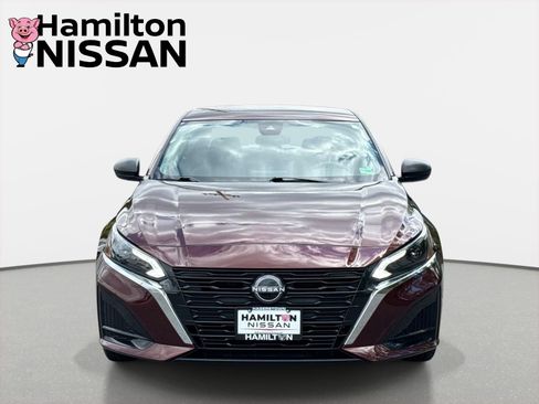 Used 2025 Nissan Altima 2.5 SV AWD/4WD image 6
