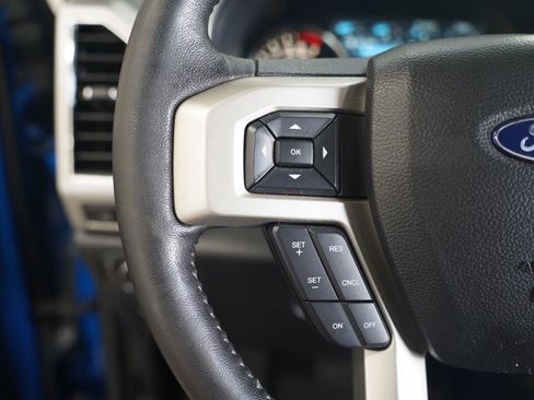 Used 2019 Ford F150 Lariat w/ Equipment Group 502A Luxury AWD/4WD image 13