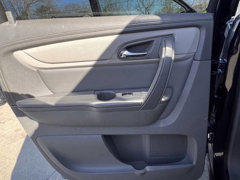 Used 2016 Chevrolet Traverse LS image 13