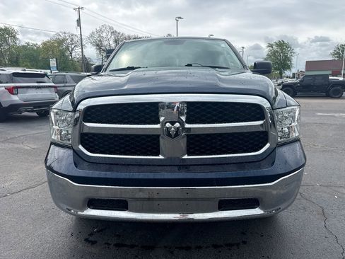 Used 2020 RAM 1500 Classic SLT AWD/4WD image 3