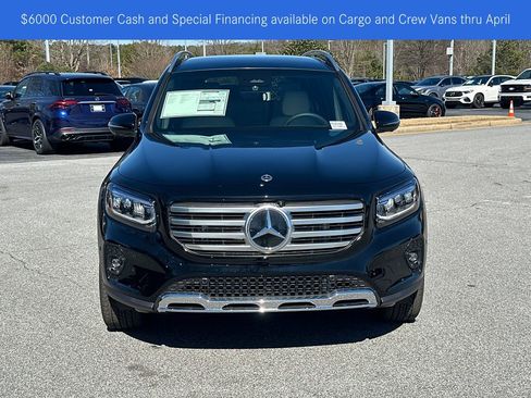 New 2026 Mercedes-Benz GLB 250 image 2