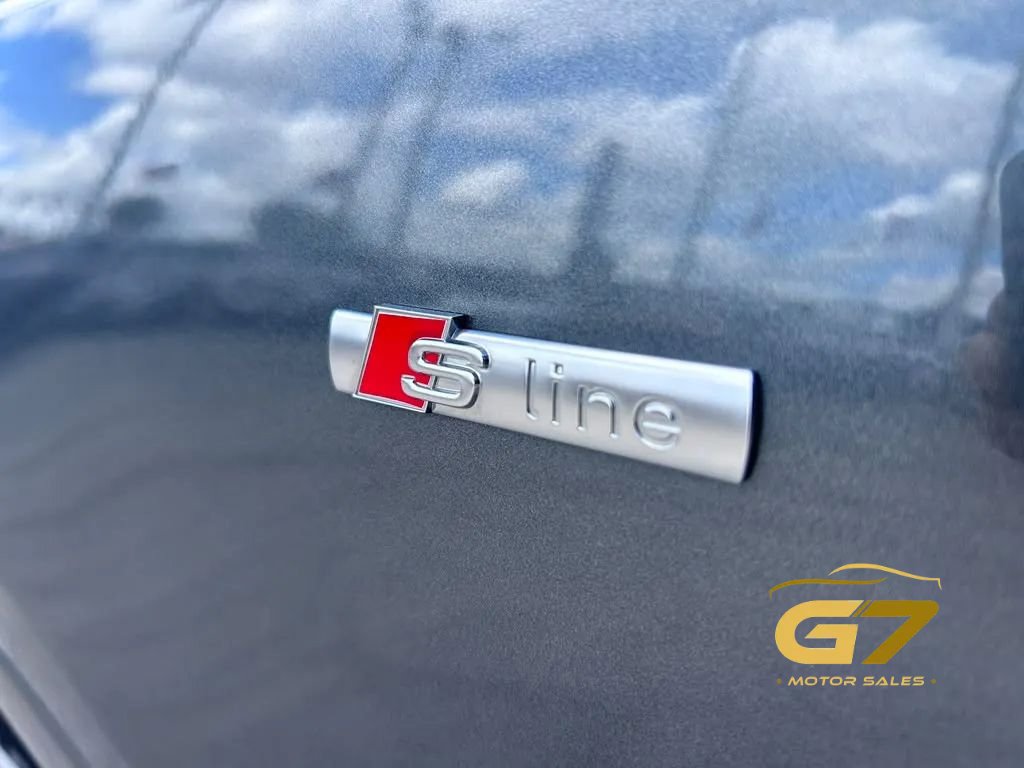 Used 2018 Audi Q3 2.0T Premium FWD image 12