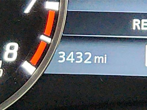 Used 2025 Nissan Frontier SL image 44