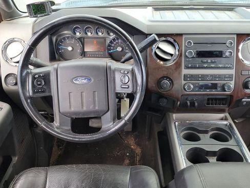 Used 2011 Ford F250 Lariat w/ Lariat Interior Pkg image 9