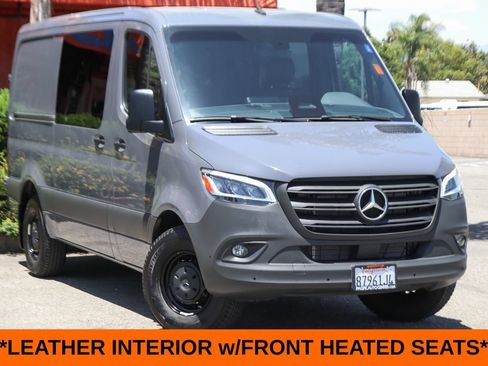 Used 2025 Mercedes-Benz Sprinter 2500 image 2
