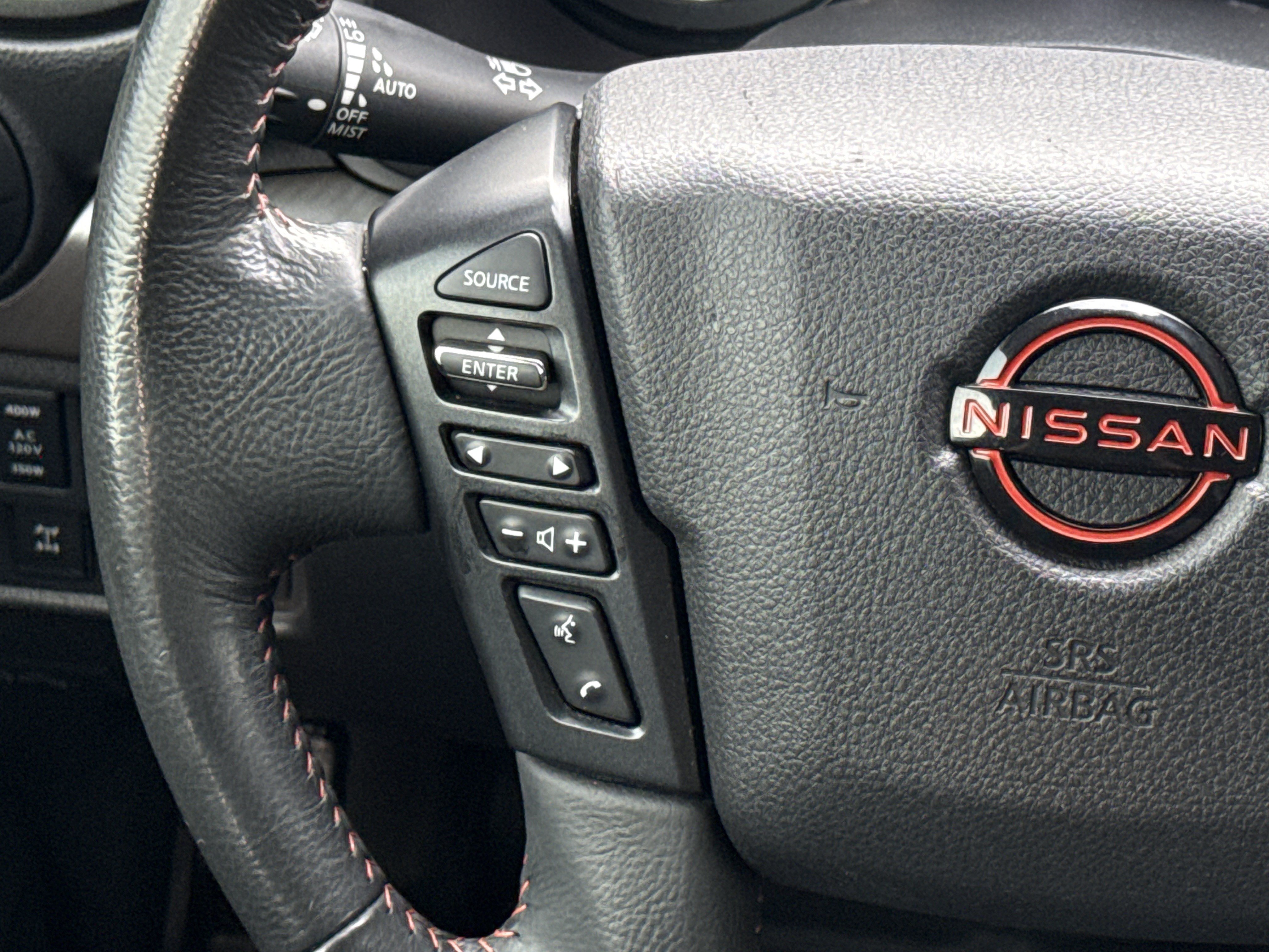 Used 2023 Nissan Titan PRO-4X AWD/4WD image 24