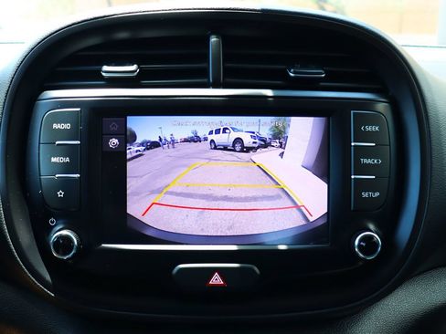 Used 2022 Kia Soul LX w/ Technology Package FWD image 47