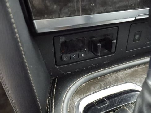 Used 2021 Nissan Armada Platinum w/ Captain's Chairs Package AWD/4WD image 29