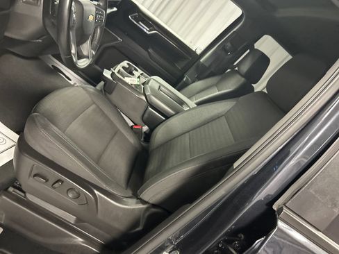 Used 2024 Chevrolet Silverado 1500 LT AWD/4WD image 12