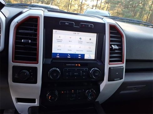 Used 2020 Ford F150 XLT image 17