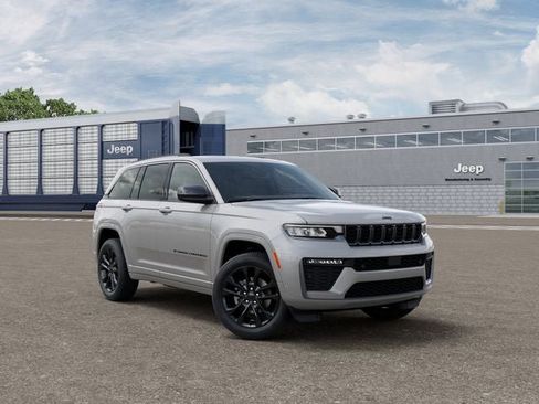 New 2026 Jeep Grand Cherokee Limited AWD/4WD image 5