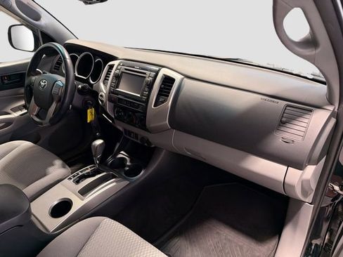 Used 2013 Toyota Tacoma 4x4 Double Cab w/ SR5 Pkg image 22