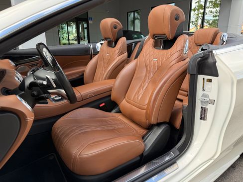Used 2017 Mercedes-Benz S 550 Cabriolet image 25