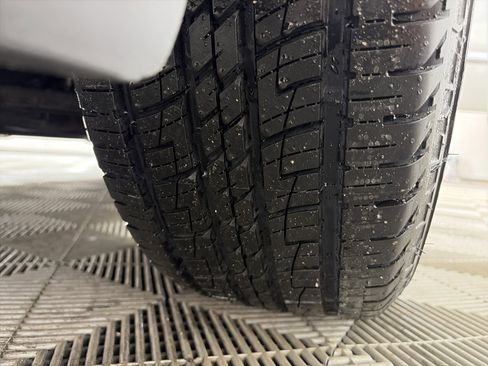 Used 2016 Buick Enclave Leather w/ Trailering Package image 13